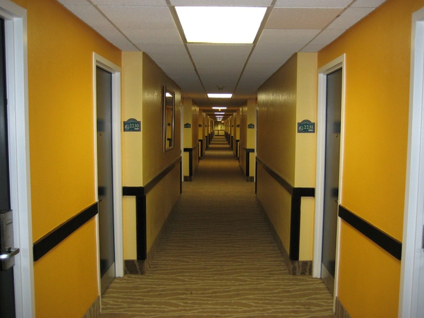 Imagen de los interiores del Hotel B&B Orlando International Drive Near Universal. Foto 16