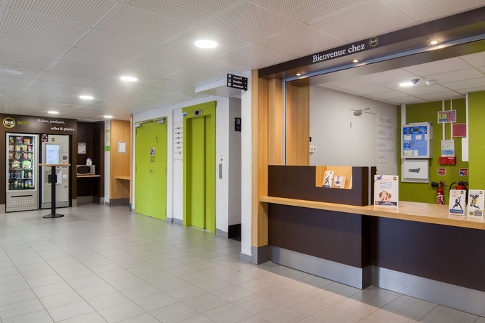 Imagen de los interiores del Hotel B&B Paris Châtillon. Foto 16