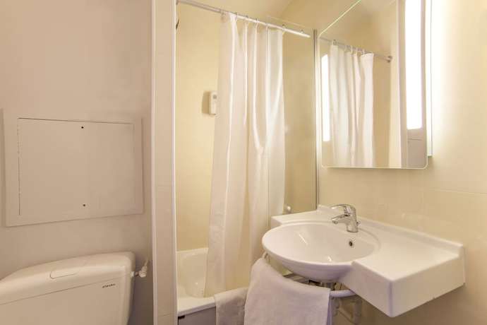 Imagen de la habitación del Hotel B&B Paris Malakoff Parc des Expositions. Foto 5