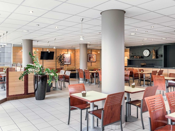 Imagen del bar/restaurante del Hotel B&B Paris Nord 2 CDG Aéroport. Foto 5