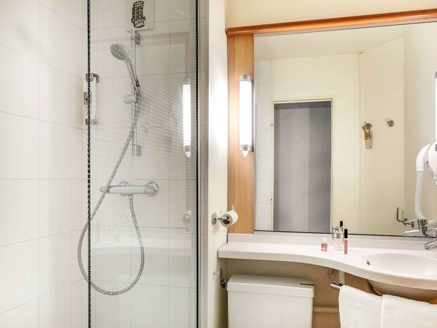 Imagen de la habitación del Hotel B&B Paris Nord 2 CDG Aéroport. Foto 12