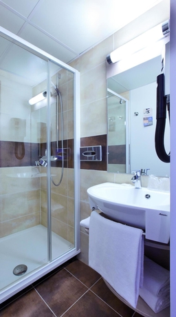 Imagen de la habitación del Hotel B&B Paris Nord Gonesse Parc des Expos 3 étoiles. Foto 9