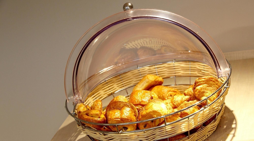 Imagen del bar/restaurante del Hotel B&B Paris Nord Gonesse Parc des Expos 3 étoiles. Foto 5