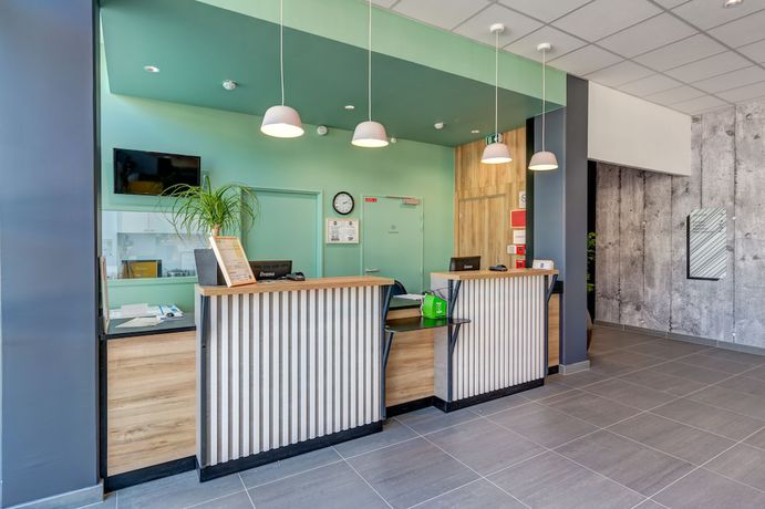 Imagen de los interiores del Hotel B&B Paris Sud Châtenay Malabry. Foto 18