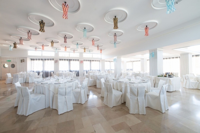 Imagen del bar/restaurante del Hotel B&B Park Hotel Suisse Santa Margherita Ligure. Foto 2