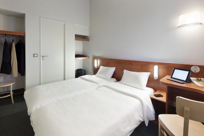 Imagen de la habitación del Hotel B&B Perigueux Boulazac. Foto 3