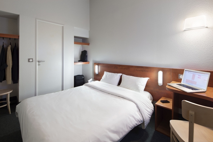 Imagen de la habitación del Hotel B&B Perigueux Boulazac. Foto 9