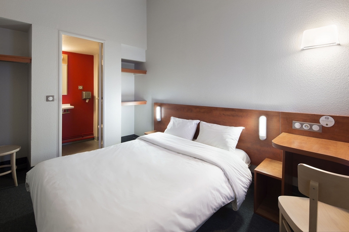 Imagen de la habitación del Hotel B&B Perigueux Boulazac. Foto 12