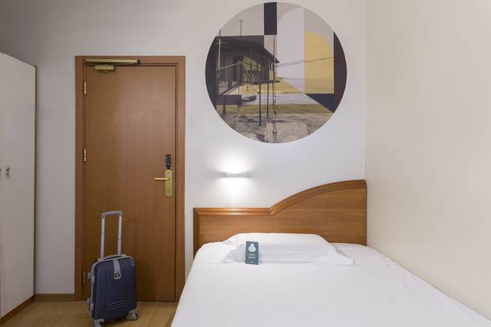 Imagen de la habitación del Hotel B&B Pescara. Foto 11