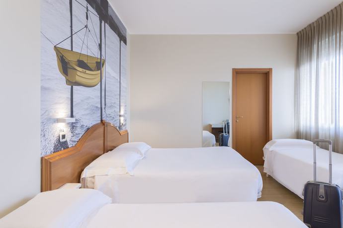 Imagen de la habitación del Hotel B&B Pescara. Foto 17