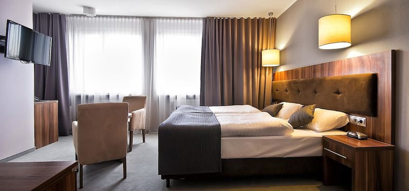 Imagen de la habitación del Hotel B&B Piotrk&oacute;w Trybunalski. Foto 10