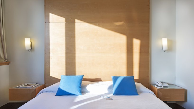 Imagen de la habitación del Hotel B&B Pisa. Foto 3