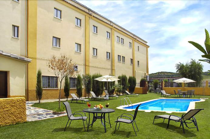 Imagen general del Hotel B&B Plasencia. Foto 1