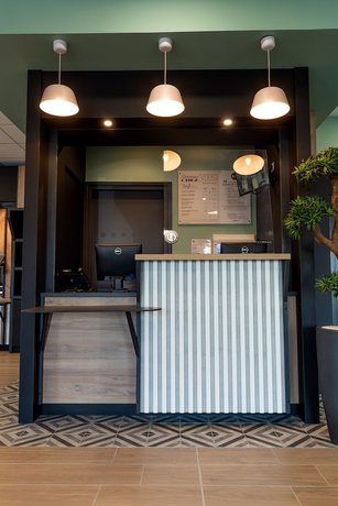 Imagen de los interiores del Hotel B&B Poitiers A&eacute;roport. Foto 19