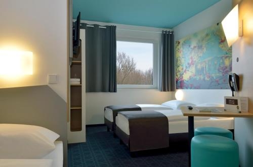 Imagen de la habitación del Hotel B&B Potsdam. Foto 9