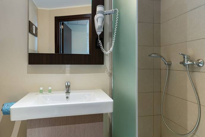 Imagen de la habitación del Hotel B&B Ravenna. Foto 15