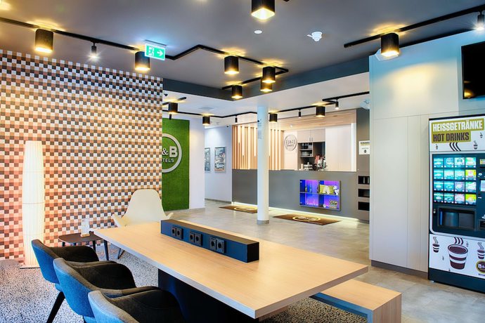 Imagen de los interiores del Hotel B&B Ravensburg. Foto 12