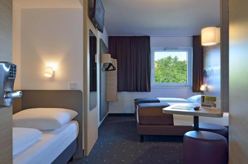 Imagen de la habitación del Hotel B&B Regensburg. Foto 4