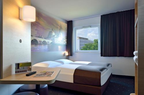 Imagen de la habitación del Hotel B&B Regensburg. Foto 8