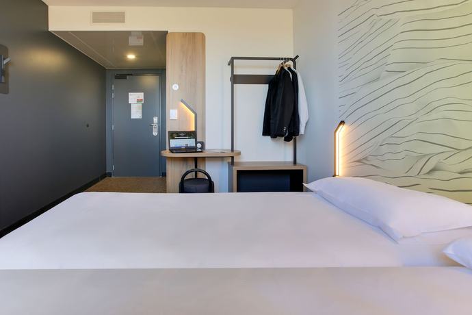 Imagen de la habitación del Hotel B&B Reims Croix Blandin. Foto 6