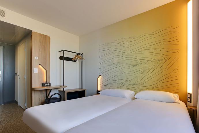 Imagen de la habitación del Hotel B&B Reims Croix Blandin. Foto 13