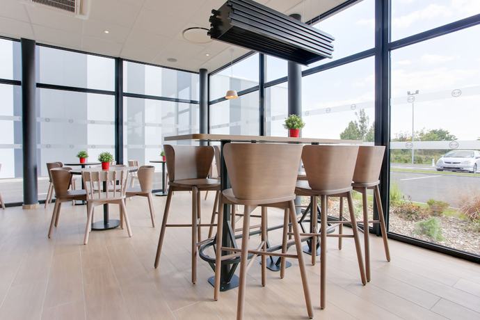 Imagen de los interiores del Hotel B&B Reims Croix Blandin. Foto 19