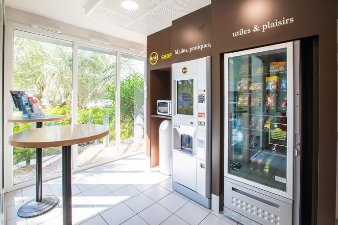 Imagen de los interiores del Hotel B&B Rennes Ouest Villejean. Foto 18