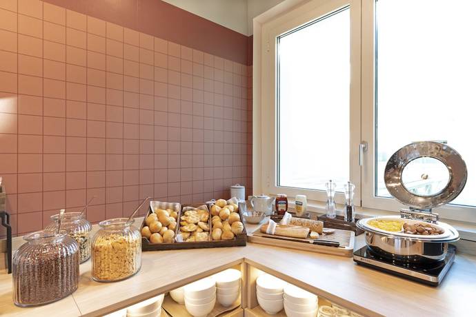 Imagen de los interiores del Hotel B&B Roma Fiumicino Aeroporto Fiera 2. Foto 8