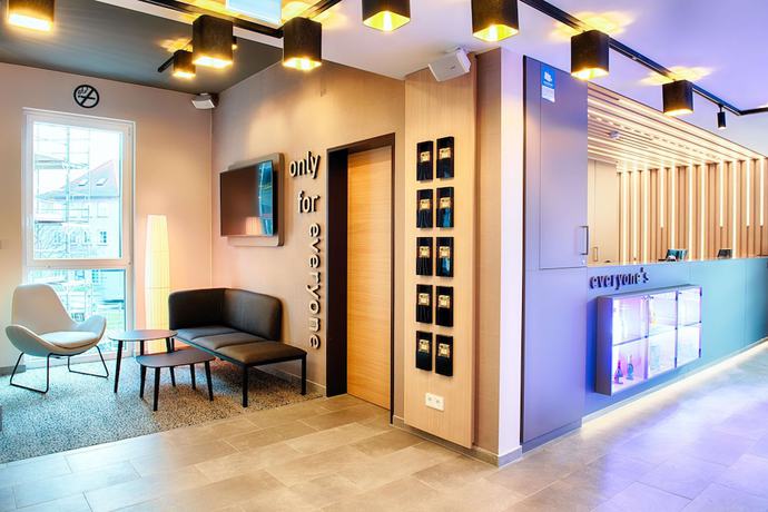 Imagen de los interiores del Hotel B&B Rostock City-West. Foto 11
