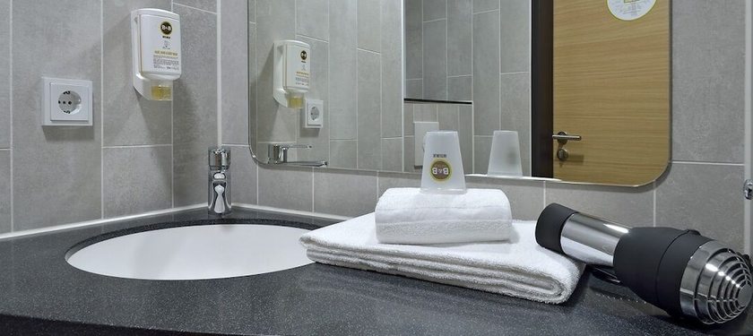 Imagen de la habitación del Hotel B&B Rostock City-West. Foto 10