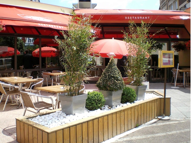 Imagen del bar/restaurante del Hotel B&B Rouen Centre Rive Droite 3 étoiles. Foto 3