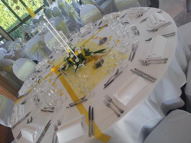 Imagen del bar/restaurante del Hotel B&B Saint Pierre en Faucigny Bonneville. Foto 8