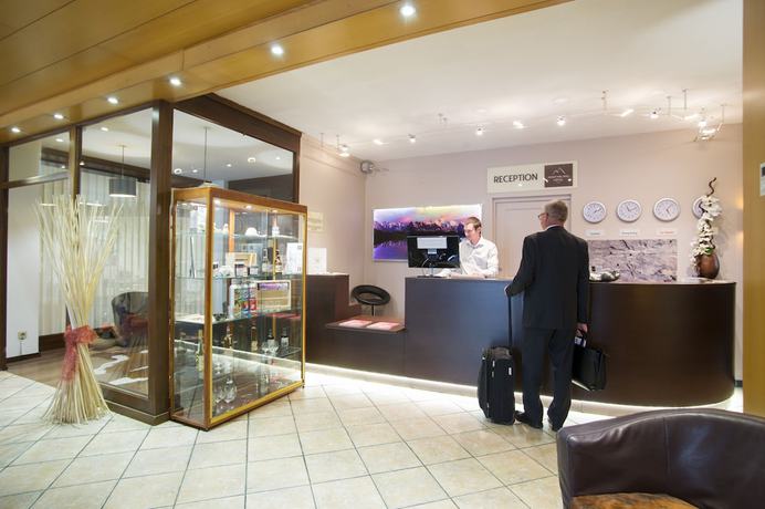 Imagen de los interiores del Hotel B&B Saint Pierre en Faucigny Bonneville. Foto 19