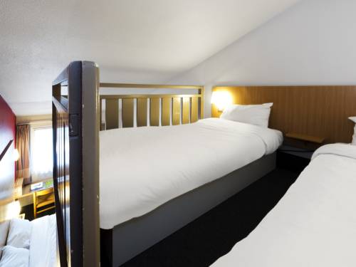 Imagen de la habitación del Hotel B&B Saint-Nazaire Trignac. Foto 3