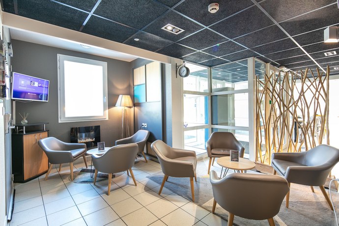 Imagen de los interiores del Hotel B&B Saint-jean De Maurienne. Foto 16