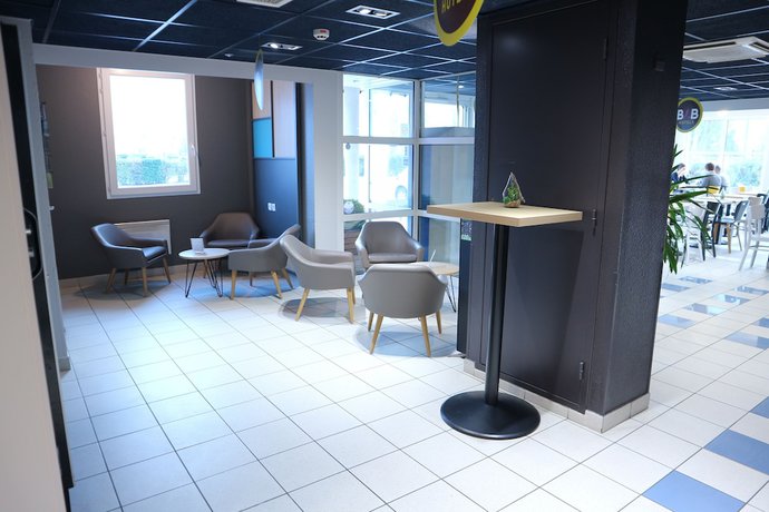 Imagen de los interiores del Hotel B&B Saint-jean De Maurienne. Foto 20
