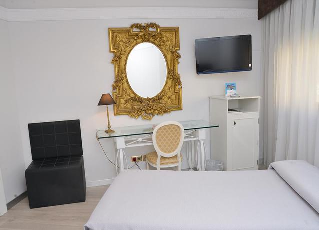 Imagen de la habitación del Hotel B&B Salamanca Centro Artheus. Foto 21