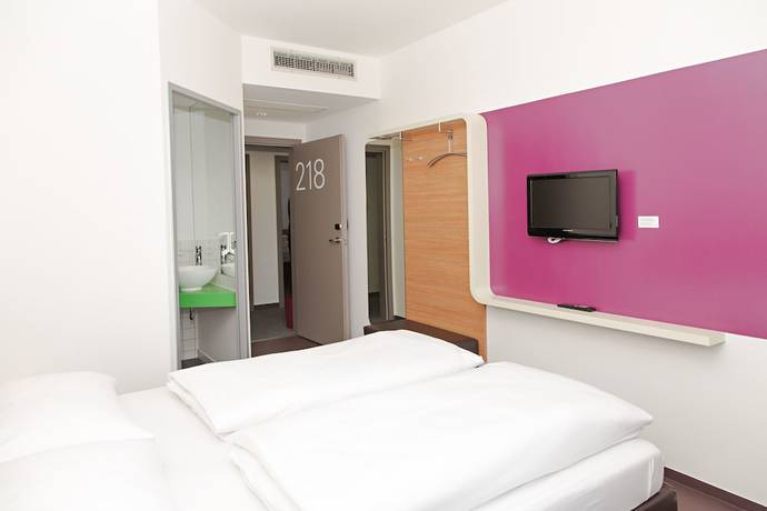 Imagen de la habitación del Hotel B&B Salzburg-süd. Foto 10