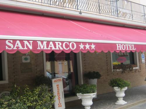 Imagen de la habitación del Hotel B&B San Marco. Foto 2