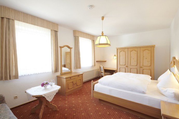 Imagen de la habitación del Hotel B&B Sauerland TCF. Foto 14