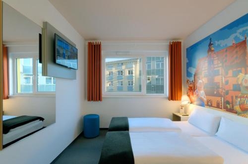 Imagen de la habitación del Hotel B&B Schweinfurt-city. Foto 10