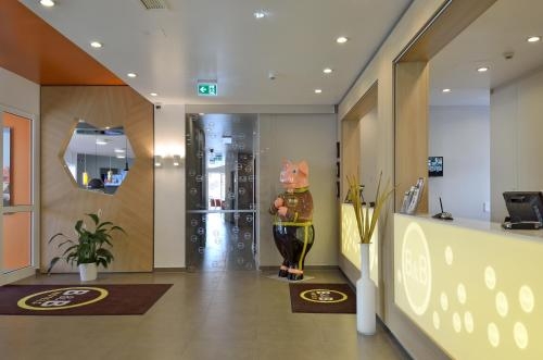 Imagen general del Hotel B&B Schweinfurt-city. Foto 3