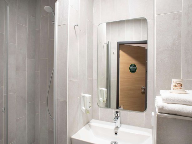 Imagen de la habitación del Hotel B&B Schwerin-Süd. Foto 5