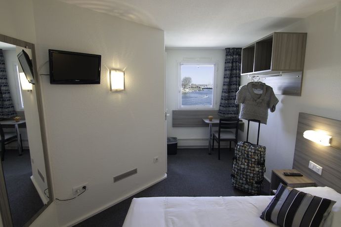 Imagen de la habitación del Hotel B&B Sète Centre Gare. Foto 11