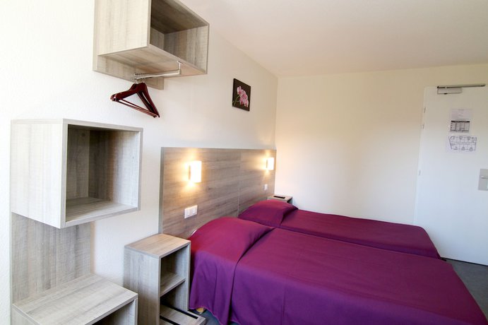 Imagen de la habitación del Hotel B&B Sète Centre Gare. Foto 15