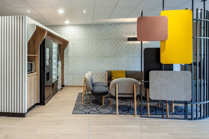 Imagen de los interiores del Hotel B&B St Denis Porte De Paris. Foto 14