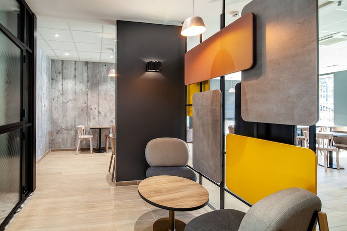 Imagen de los interiores del Hotel B&B St Denis Porte De Paris. Foto 15