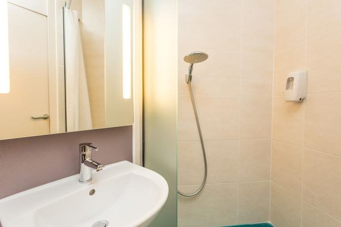 Imagen de la habitación del Hotel B&B Strasbourg Sud Ostwald. Foto 14