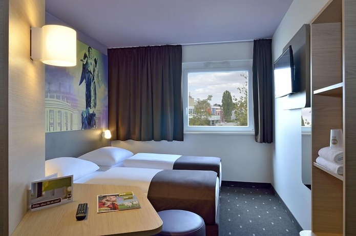 Imagen de la habitación del Hotel B&B Stuttgart-Vaihingen. Foto 10