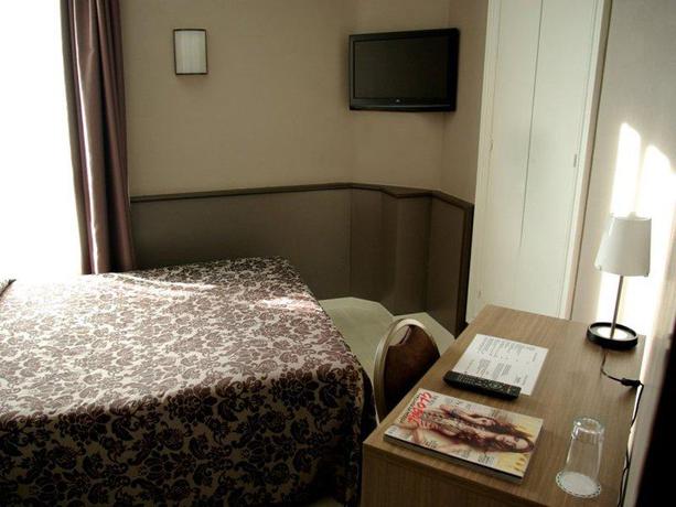 Imagen de la habitación del Hotel B&B Tarragona Centro Urbis. Foto 5